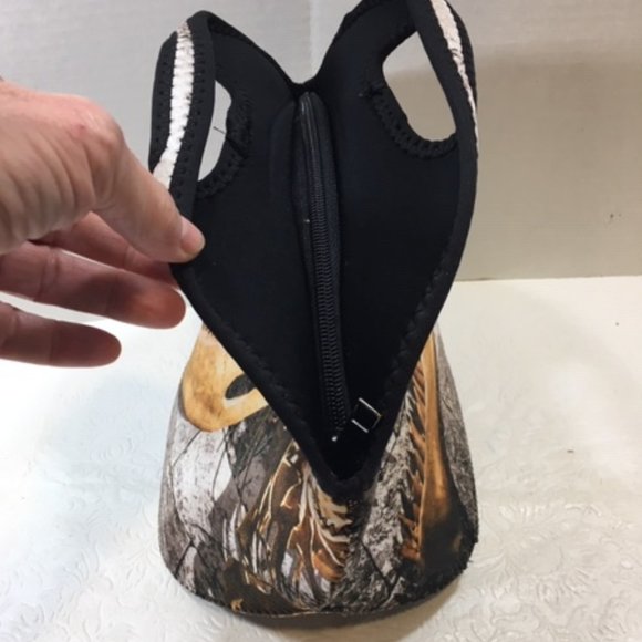 Tyrannosaurus Rex Skeleton Next to Stone Wall Neoprene Lunch Bag 12x6.5x10.5 - Picture 2 of 16